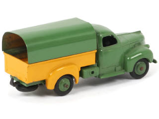 Lot 457 - DINKY TOYS (FRANCE) (1)