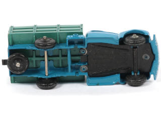 Lot 455 - DINKY TOYS (FRANCE) (1)