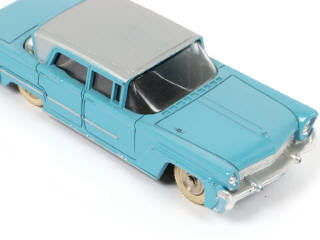 Lot 401 - DINKY TOYS (FRANCE) (1)