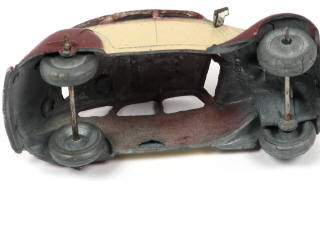 Lot 346 - DINKY TOYS (FRANCE) (1)