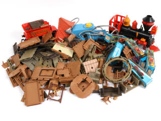 Lot 14 - PLAYMOBIL (ALLEMAGNE) (100)