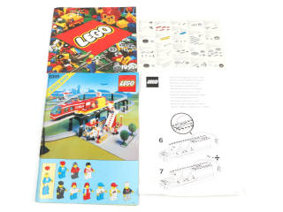Lot 42 - LEGO (DANEMARK) (1)