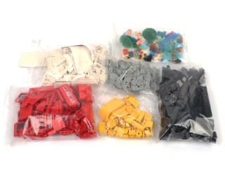 Lot 42 - LEGO (DANEMARK) (1)