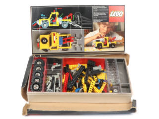 Lot 56 - LEGO (DANEMARK) (3)