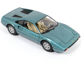 Lot 11 - KYOSHO (JAPON) (1)