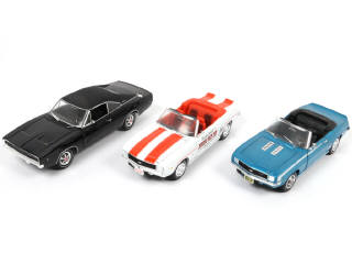 Lot 112 - ERTL (USA) (3)