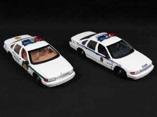 Lot 115 - UT MODELS (ALLEMAGNE) (2)