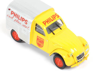 Lot 152 - DIVERS (16)