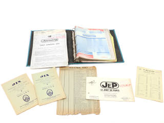 Lot 17 - DIVERS (14)