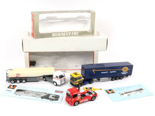 Lot 50 - DIVERS (6)