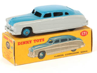 Lot 421 - DINKY TOYS (GB) (1)