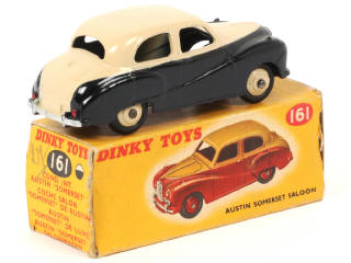 Lot 412 - DINKY TOYS (GB) (1)