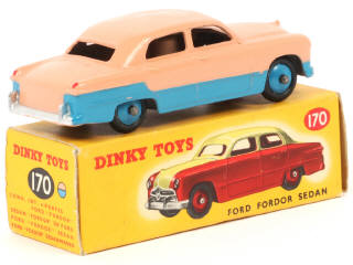 Lot 423 - DINKY TOYS (GB) (1)