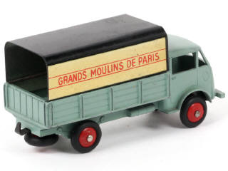 Lot 301 - DINKY TOYS (FRANCE) (1)
