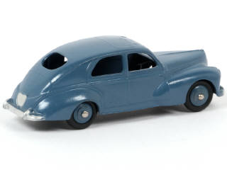 Lot 138 - DINKY TOYS (FRANCE) (1)