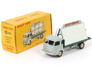 Lot 344 - DINKY TOYS (FRANCE) (1)