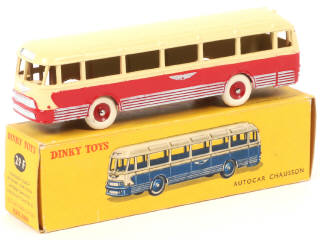 Lot 385 - DINKY TOYS (FRANCE) (1)