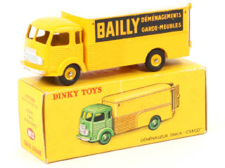 Lot 339 - DINKY TOYS (FRANCE) (1)