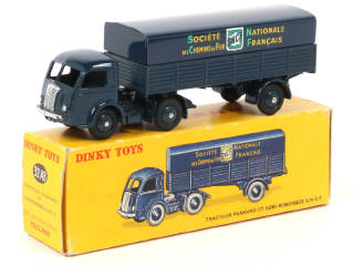 Lot 335 - DINKY TOYS (FRANCE) (1)