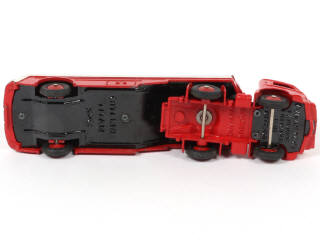 Lot 337 - DINKY TOYS (FRANCE) (1)