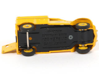 Lot 214 - DINKY TOYS (FRANCE) (1)