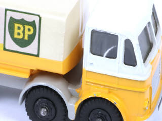 Lot 500 - DINKY TOYS (GB) (1)