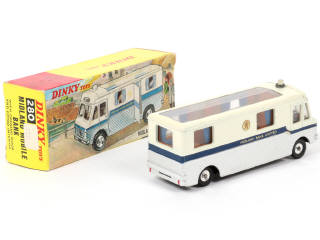 Lot 503 - DINKY TOYS (GB) (1)