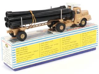 Lot 368 - DINKY TOYS (FRANCE) (1)