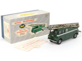 Lot 506 - DINKY TOYS (GB) (1)