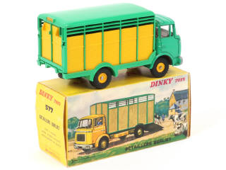 Lot 349 - DINKY TOYS (FRANCE) (1)