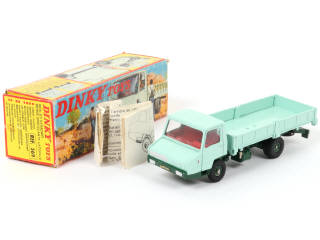Lot 356 - DINKY TOYS (FRANCE) (1)