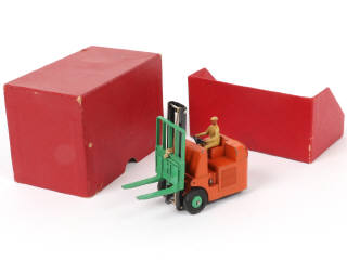 Lot 401 - DINKY TOYS (FRANCE) (1)