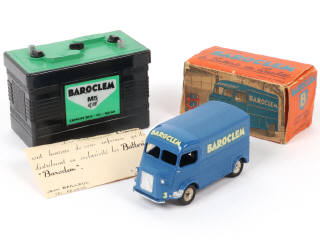 Lot 328 - DINKY TOYS (FRANCE) (1)