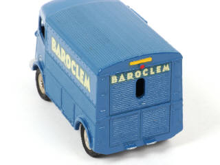 Lot 328 - DINKY TOYS (FRANCE) (1)