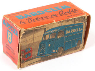Lot 328 - DINKY TOYS (FRANCE) (1)