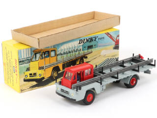 Lot 362 - DINKY TOYS (FRANCE) (1)