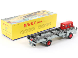 Lot 362 - DINKY TOYS (FRANCE) (1)