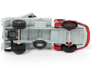Lot 371 - DINKY TOYS (FRANCE) (1)
