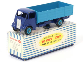 Lot 468 - DINKY TOYS (GB) (1)