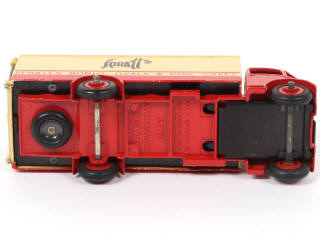 Lot 471 - DINKY TOYS (GB) (1)