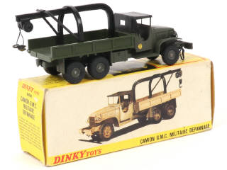 Lot 391 - DINKY TOYS (FRANCE) (1)