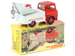 Lot 459 - DINKY TOYS (GB) (1)