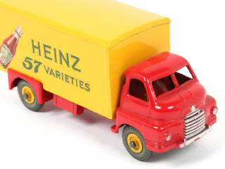 Lot 464 - DINKY TOYS (GB) (1)