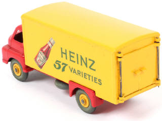 Lot 464 - DINKY TOYS (GB) (1)