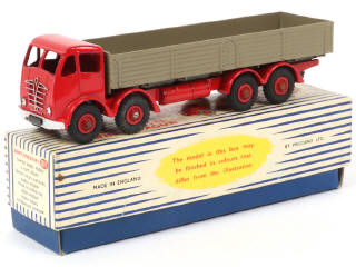 Lot 487 - DINKY TOYS (GB) (1)