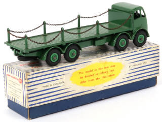 Lot 490 - DINKY TOYS (GB) (1)