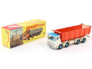 Lot 496 - DINKY TOYS (GB) (1)