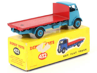 Lot 469 - DINKY TOYS (GB) (1)