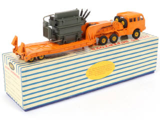 Lot 359 - DINKY TOYS (FRANCE) (1)