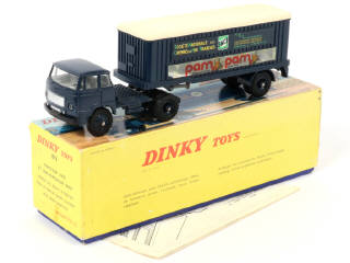 Lot 375 - DINKY TOYS (FRANCE) (1)